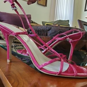 *Never Worn* Pink Strappy Sandal